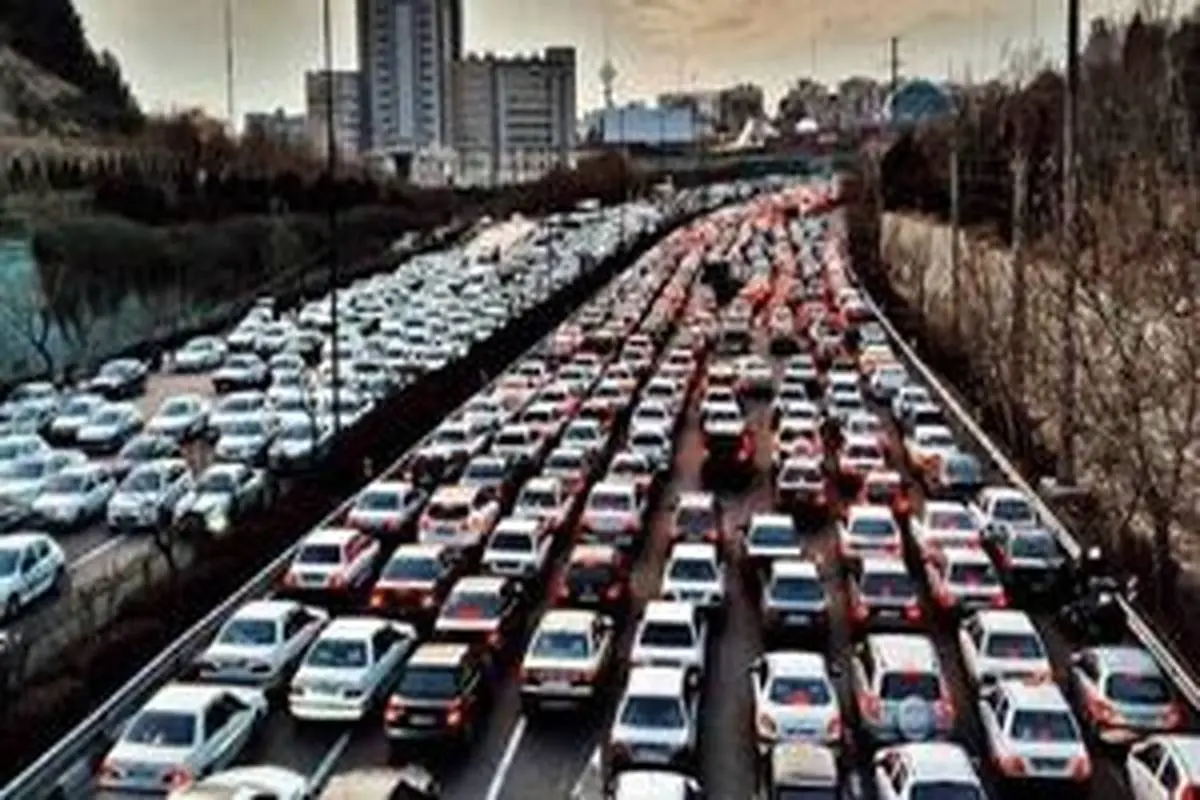 در تهران به‌ازای هر ۲ نفر یک خودرو وجود دارد!