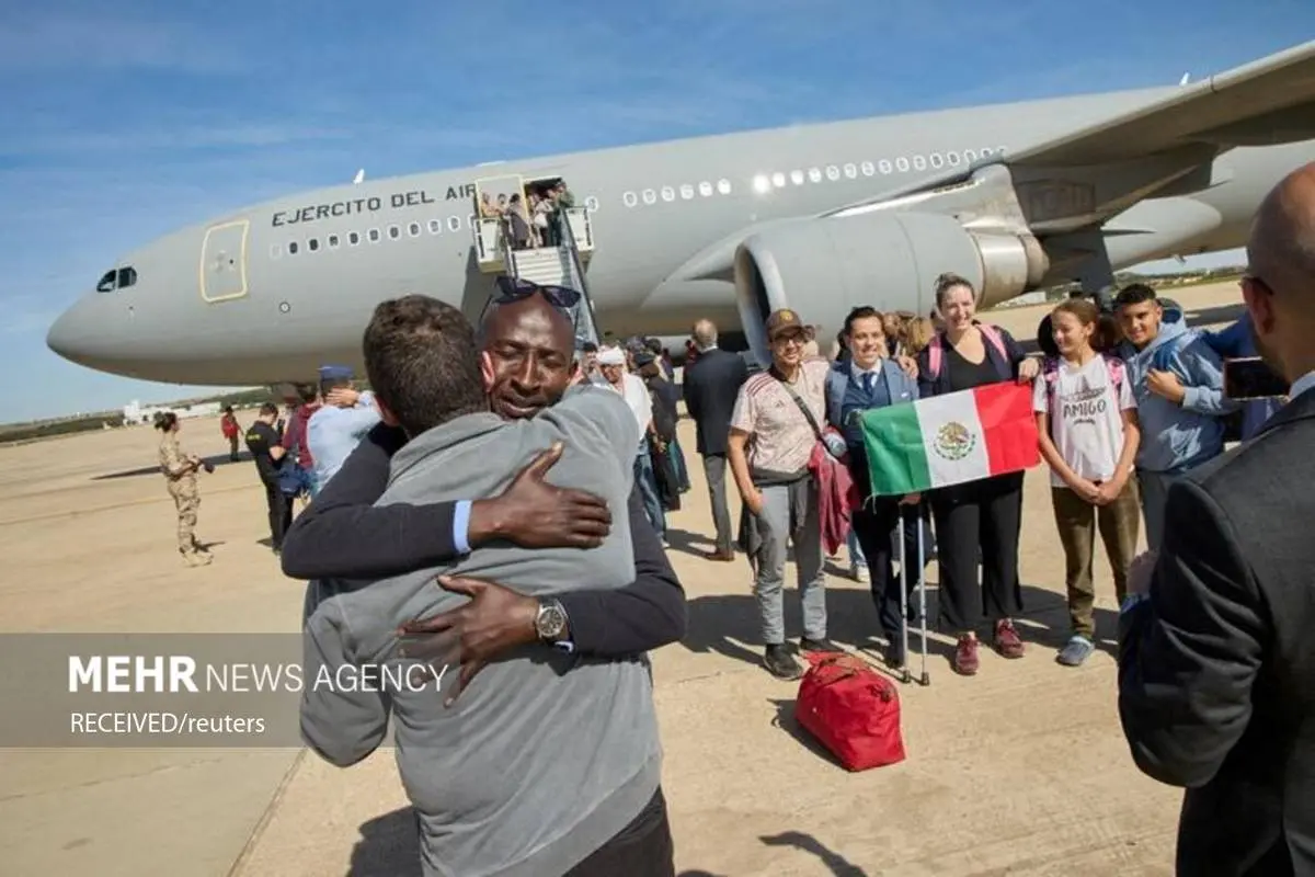 تصاویر | خروج اتباع از کشور سودان