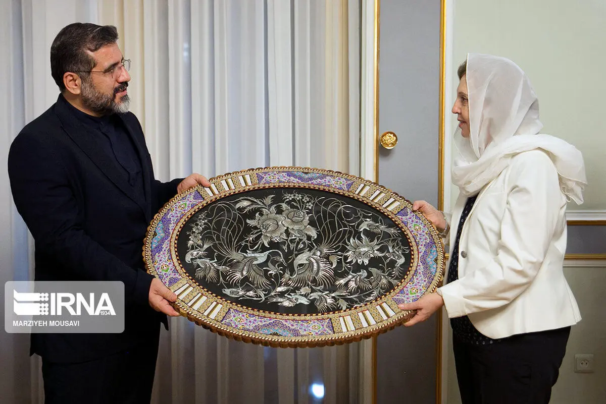 تصاویر| حجاب وزیر فرهنگ سوریه در سفر به ایران