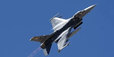 فیلم| سقوط جنگنده F-16 آمریکا در کره جنوبی