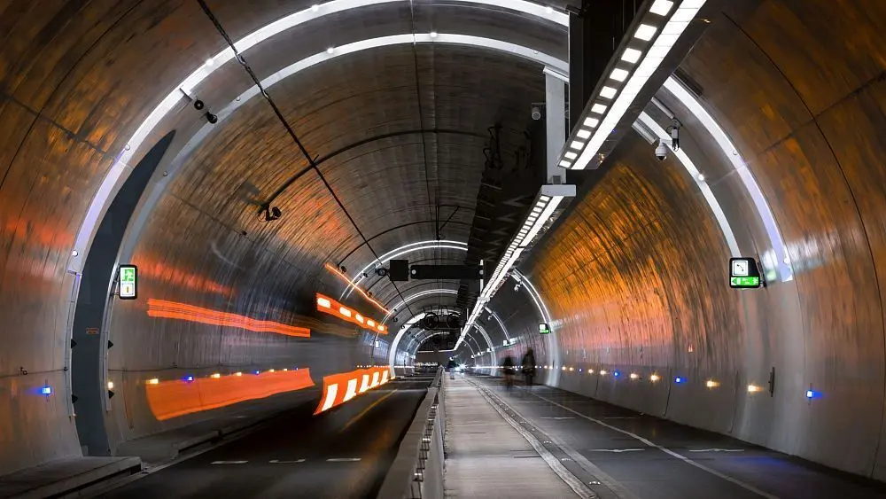 طولانی ترین تونل عابر پیاده افتتاح شد